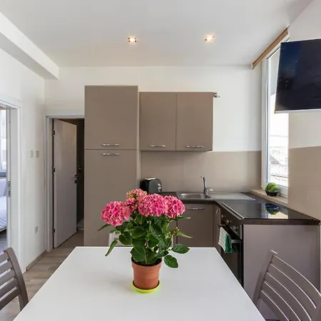 Apartment Paceville Apts - Distant Views From - Wifi & Ac By 360 Estates Saint Julian's