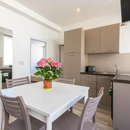 Paceville Apts - Distant Views From - Wifi & Ac By 360 Estates Apartment