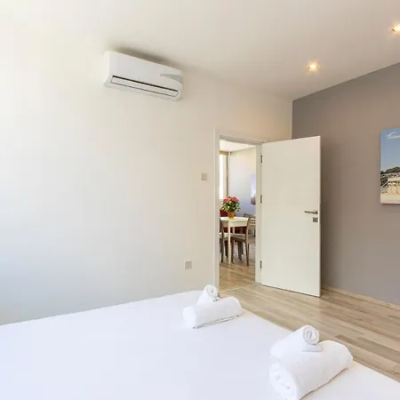 Paceville Apts - Distant Views From - Wifi & Ac By 360 Estates